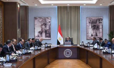 رئيس الوزراء يتابع عددًا من ملفات العمل بمحافظة مطروح