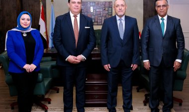 حسين زين يستقبل الدكتور نبيل جاسم بمقر الهيئة بالعاصمة الإدارية الجديدة