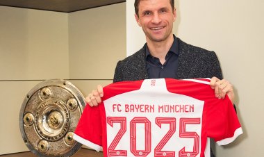 بايرن ميونخ يجدد عقد توماس مولر.. ورئيس النادي: لن يوجد لاعب مثله