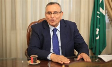 منهم عمرو موسى.. بيان يكشف تحرك قيادات سابقة بحزب الوفد لإصلاح «بيت الأمة»