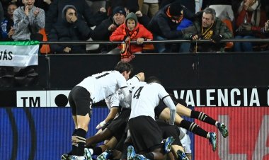 فالنسيا يحقق فوزاً ثميناً على رايو فايكانو في الدوري الإسباني