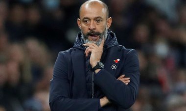 بعد رحيله عن اتحاد جدة.. سانتو يعود إلى الدوري الإنجليزي