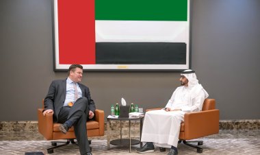 راشد الكعبي يبحث مع وزير القوات المسلحة البريطاني تعزيز العلاقات