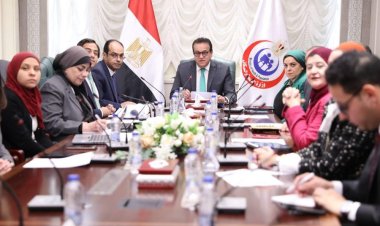 وزير الصحة يناقش الاستراتيجية القومية لعلاج لسرطان الأطفال