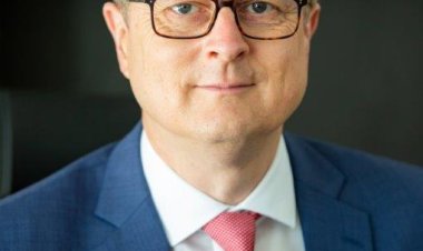 سفير ألمانيا بالقاهرة: مشروع ميناء دمياط علامة فارقة في العلاقات مع مصر