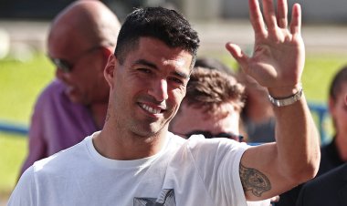 لويس سواريز يلتحق بميسي في إنتر ميامي الأمريكي