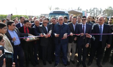 "وزير الزراعة" يجدد التهنئة للرئيس السيسي بثقة الشعب المصري في قيادته