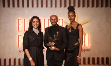 إهداء جائزة «وداعًا جوليًا» في مهرجان الجونة السينمائي للشعب السوداني والإنسانية