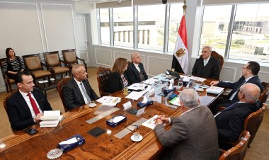 وزير الإسكان يتابع أعمال شركة التعمير لخدمات الصيانة بمشروعات «الإسكان الاجتماعي ودار مصر»