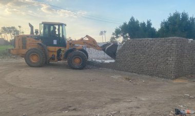 محافظ الجيزة: إزالة ٣٣ حالة بناء مخالف وتعدي علي الأراضي الزراعية وأملاك الدولة