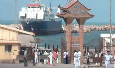 إعادة فتح ميناء العريش البحري بعد تحسن الأحوال الجوية