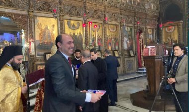 وفد «المصريين الأحرار» يُشارك في احتفالات الروم الأرثوذكس بـ«أعياد الميلاد»