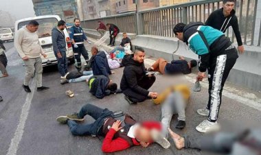 مصرع شخص وإصابة 12 آخرين في إنقلاب ميكروباص أعلى وصلة المريوطية