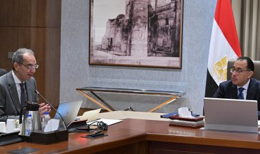 رئيس الوزراء يستعرض مع وزير الاتصالات عددًا من ملفات عمل الوزارة