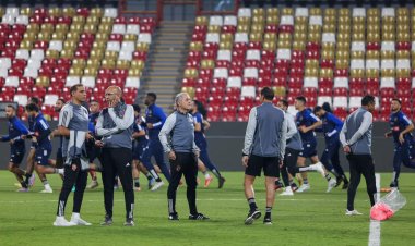 الأهلي يبدأ استعداداته لمواجهة فيوتشر في نهائي السوبر المصري