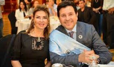 هاني شاكر عن زوجته: ناقدة لاذعة.. وأرفض الغناء في المنزل
