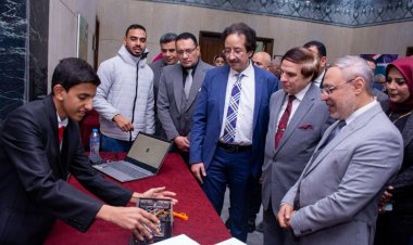 رئيس جامعة طنطا يفتتح معرض الابتكارات الطلابية لدعم ريادة الأعمال