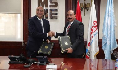 توقيع عقود بين تنمية المشروعات ومحافظة أسوان لتطوير الخدمات الأساسية بقرية كركر