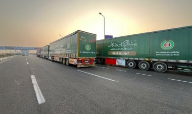 بتوجيه شيخ الأزهر.. إطلاق القافلة الرابعة لبيت الزكاة والصدقات المصري إلى أهالي غزة