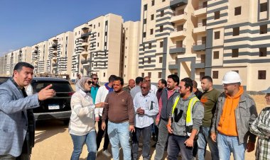 وزير الإسكان: تخصيص  21045 م4 لإقامة 5 مشروعات صناعية بمدينة السويس الجديدة