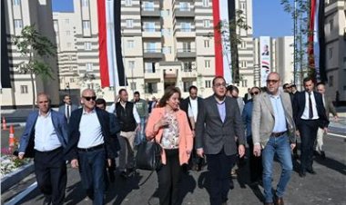 حل مشكلة مستعصية.. رئيس الوزراء يعلن توافر وحدات سكنية لكل الشباب المستحقين