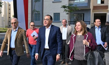 رئيس الوزراء يسلم المستفيدين وحدات المبادرة الرئاسية «سكن لكل المصريين» (تفاصيل)