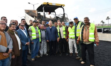 وزير النقل يتفقد مشروعات الطرق والكباري بالدقهلية