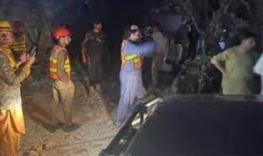 مقتل طفلين في انفجار قنبلة استهدفت مركز شرطة في باكستان