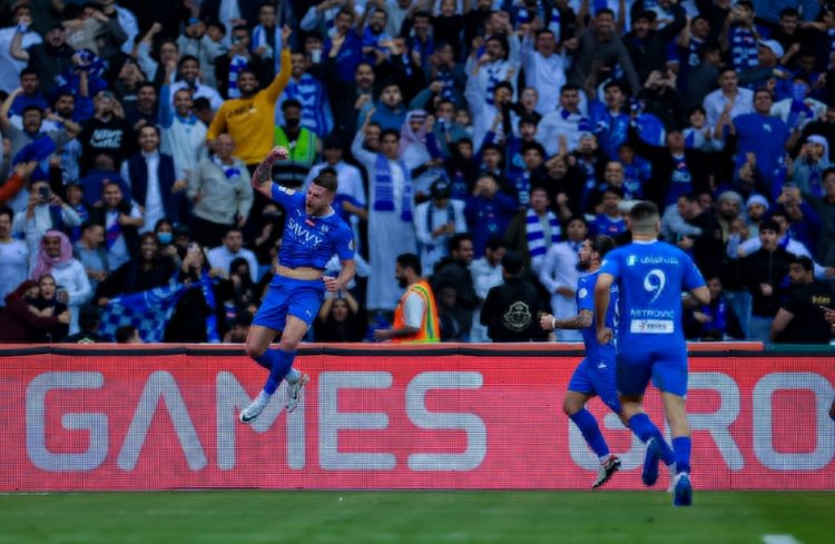 سافيتش وميتروفيتش يقودان الهلال للفوز على النصر في الدوري السعودي