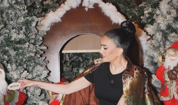 غادة عبد الرازق تستمتع بأجواء الكريسماس في احدث ظهور لها