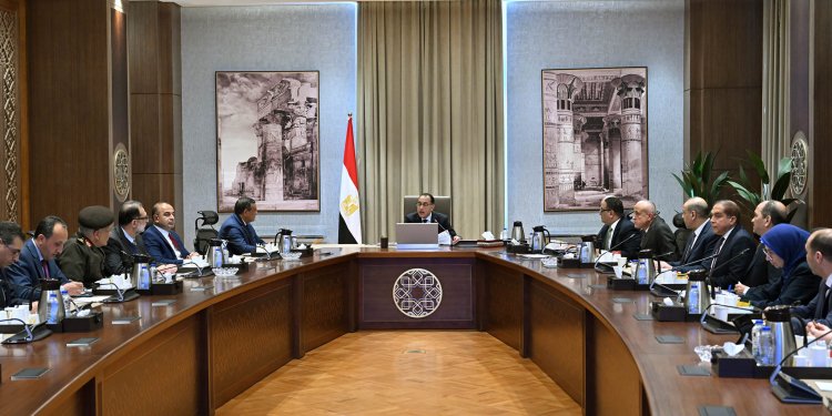 رئيس الوزراء يتابع مستجدات الموقف الحالي لمنظومة التغذية المدرسية