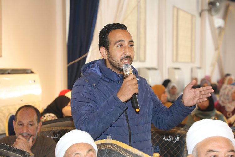 لمناقشة متطلباتهم.. محافظ بني سويف يعقد لقاء جماهيريا مع أهالي «مركز الواسطى»