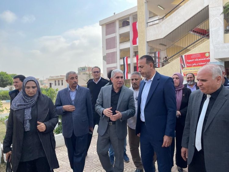 السكرتير العام لمحافظة الإسماعيلية يتفقد المقرات الانتخابية بالقصاصين وأبوصوير