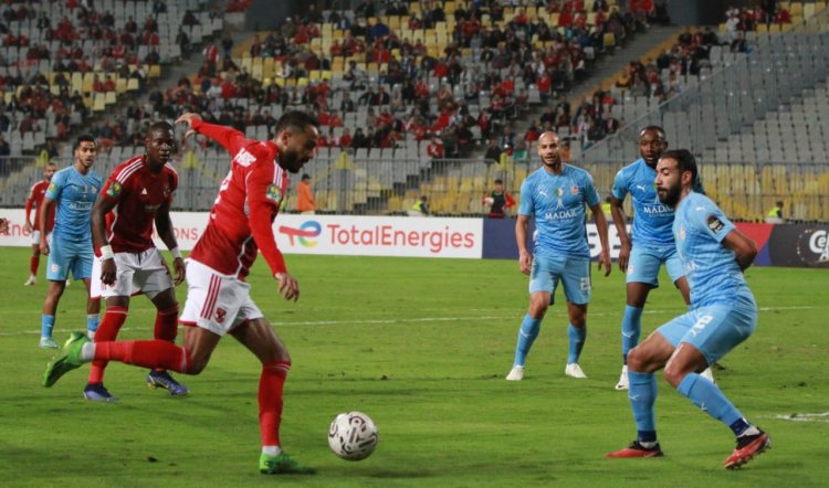 شباب بلوزداد يقتنص تعادلًا ثمينًا من الأهلي في دوري أبطال إفريقيا