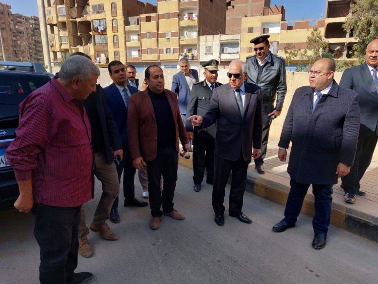 محافظ الجيزة يتابع الخدمات المقدمة خلال الانتخابات بالطالبية والهرم وأبو النمرس والحوامدية والبدرشين
