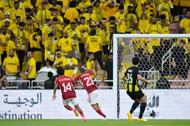 مونديال الأندية.. معلول يفتتح التسجيل للأهلي في شباك اتحاد جدة من ركلة جزاء