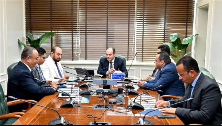 وزير التجارة لمسئولي مصنع «بيد»: ضرورة ربط مخرجات البحث العلمي بالصناعة