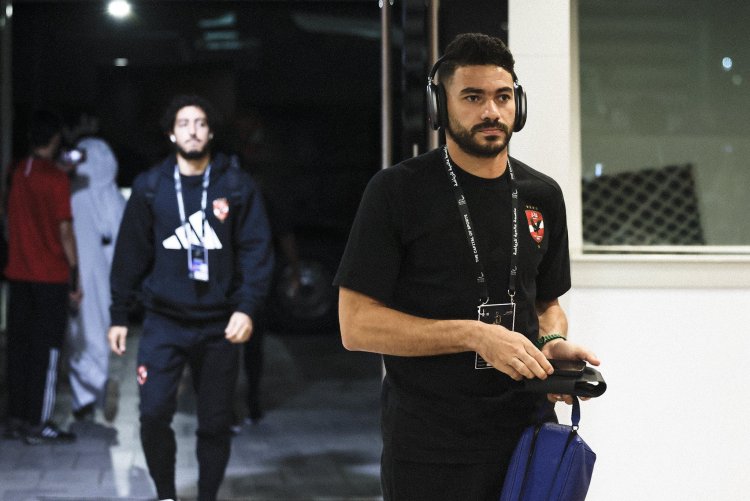 بعثة الأهلي تصل ملعب محمد بن زايد لخوض مباراة سيراميكا كليوباترا