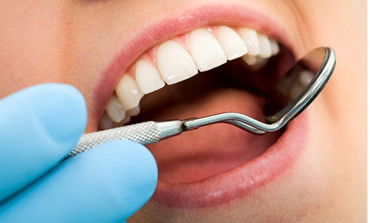 خريجي كلية طب الأسنان لـ "العاصمة": النقابة تفرض 2050 دولار علينا فجأة