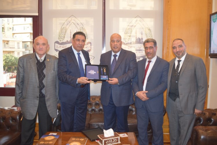 وفد ليبي يزور غرفة القاهرة لبحث سُبل زيادة التعاون الاقتصادي المشترك