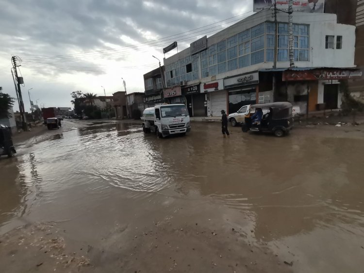 محافظ كفرالشيخ يتابع جهود الوحدة المحلية لمركز ومدينة بيلا