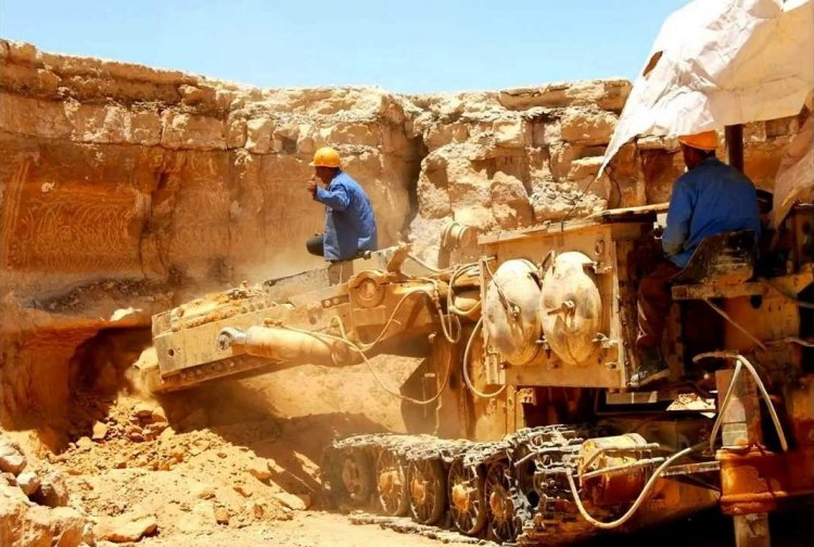 البترول: إنتاج 13 مليون طن من المنتجات والخامات التعدينية خلال 2023