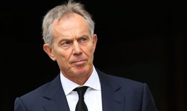 رئيس الوزراء البريطاني الأسبق ينفي ترأس فريقا للإخلاء الطوعي للفلسطينيين