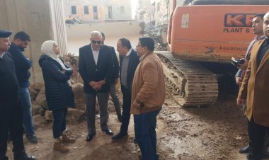 محافظ الجيزة يتفقد موقع حادث انزلاق إحدى الكمرات الخرسانية بمحور الفريق كمال عامر