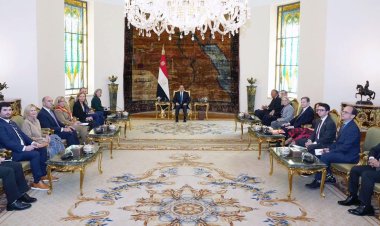 الرئيس السيسي يستقبل وفدًا من الحزبين الديمقراطي والجمهوري الأمريكيين