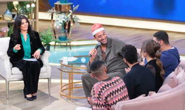 غدًا.. صناع فيلم «الحريفة» ضيوف برنامج «معكم منى الشاذلي»