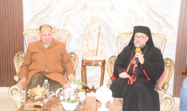 محافظ أسيوط يزور إيبارشية قسقام القوصية للأقباط الكاثوليك للتهنئة بعيد الميلاد