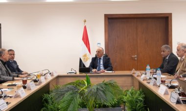وزير الري يتابع موقف مجهودات تطوير البحيرات الشمالية
