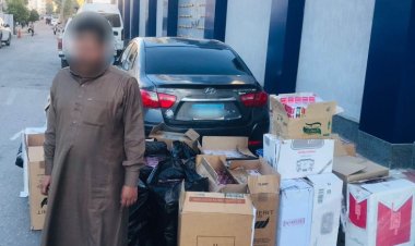 ضبط 12500 عبوة سجائر مهربة جمركياً بحوزة سائق بمطروح