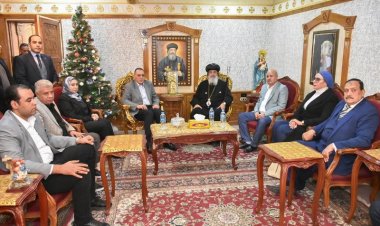 محافظ الشرقية يزور مطرانية فاقوس للتهنئة بعيد الميلاد